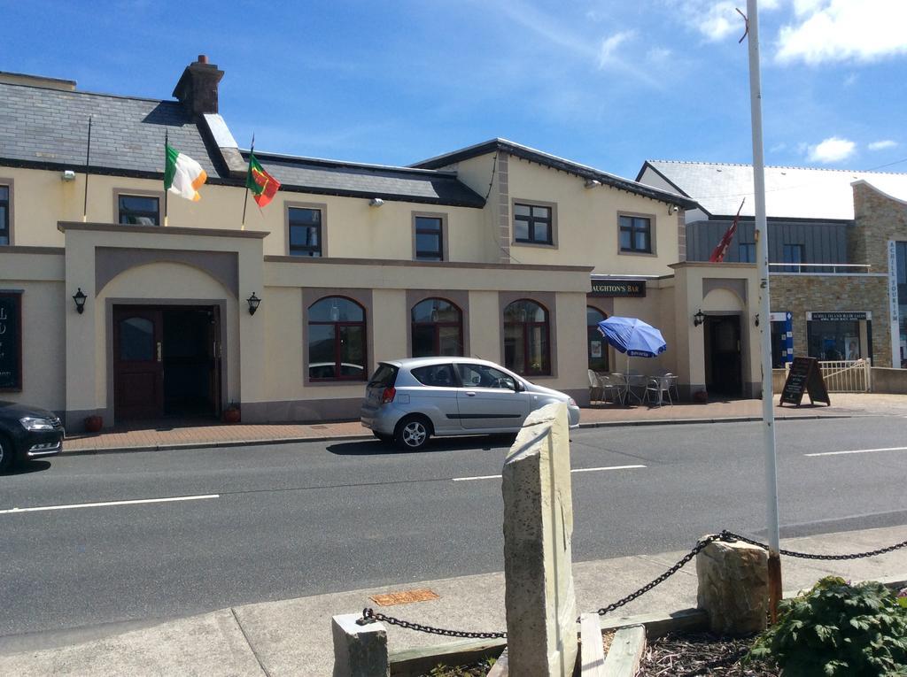 Achill Sound Hotel - Ostan Ghob A'Choire Eksteriør bilde