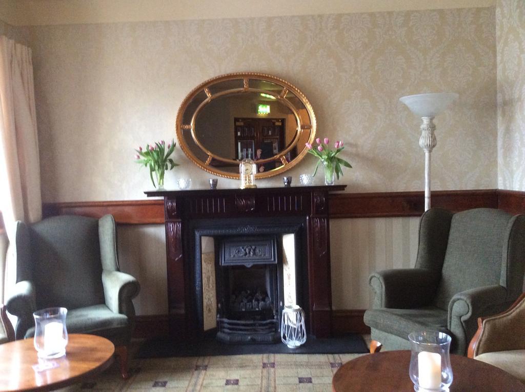 Achill Sound Hotel - Ostan Ghob A'Choire Eksteriør bilde