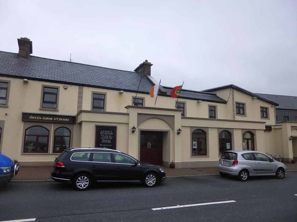 Achill Sound Hotel - Ostan Ghob A'Choire Eksteriør bilde