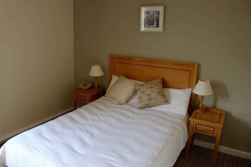 Achill Sound Hotel - Ostan Ghob A'Choire Eksteriør bilde