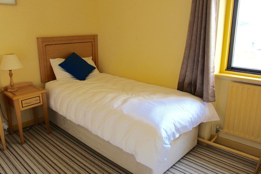 Achill Sound Hotel - Ostan Ghob A'Choire Eksteriør bilde